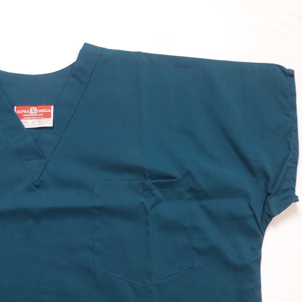 SCRUB SET/UNIFORM - Picture 2 of 3